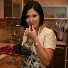 Жанна Назымовна
Пользуюсь услушами втелье Season уже, наверное 10 лет. Когда возникает желание сшить себе что-нибудь новенькое и эксклюзивное, мастера безупречно воплощают мечты в реальность.
Качеству изделий Season просто нет равных.